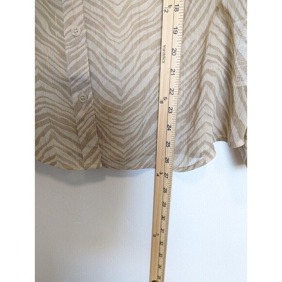 Chicos Blouse Womens Medium Ivory Zebra Print Sheer Button Up Office Career Top - Picture 12 of 12